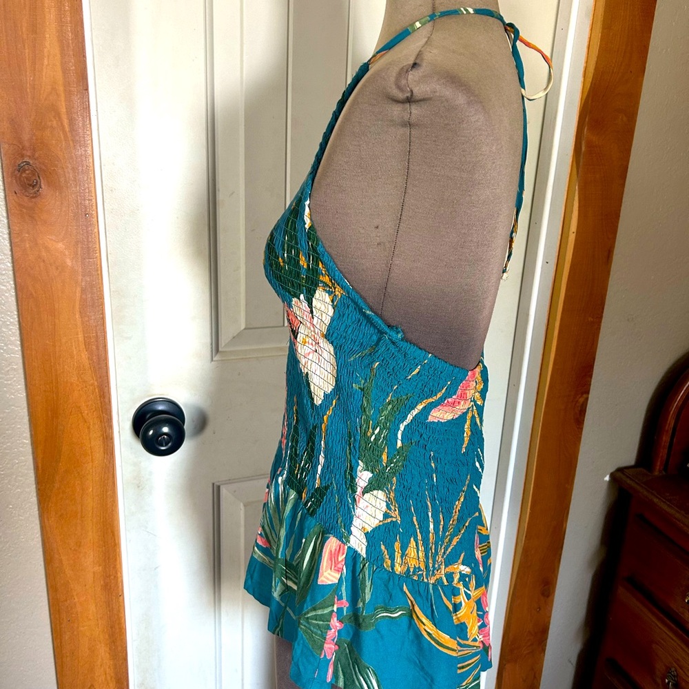 Top Halter - Picture 2 of 7